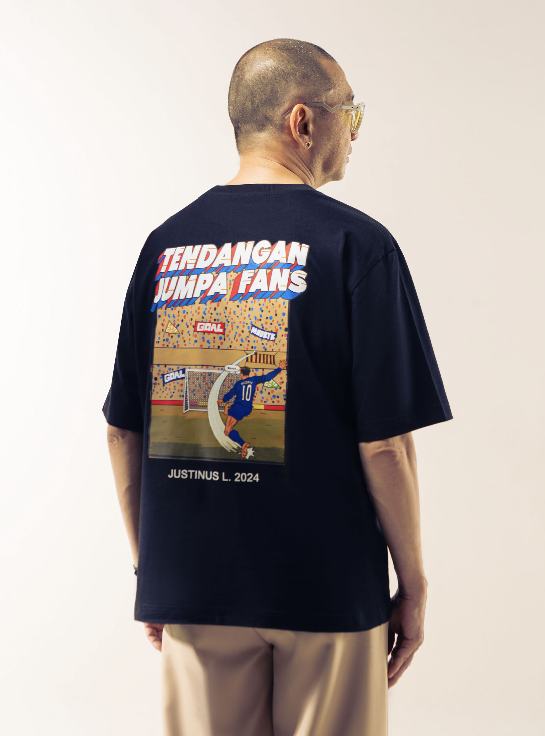 Coach Justin Podkes Selesai – Tendangan Jumpa Fans T-shirt - foto 4